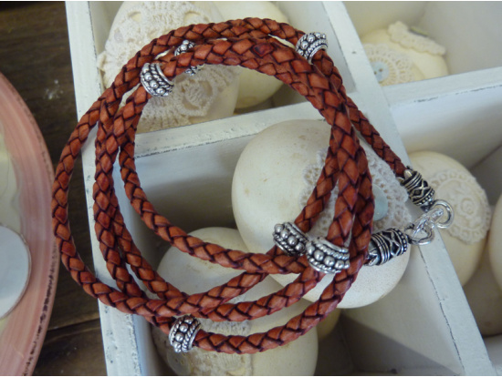 Orange/braunes Leder-Armband, 4-reihig, 6 Silberteile