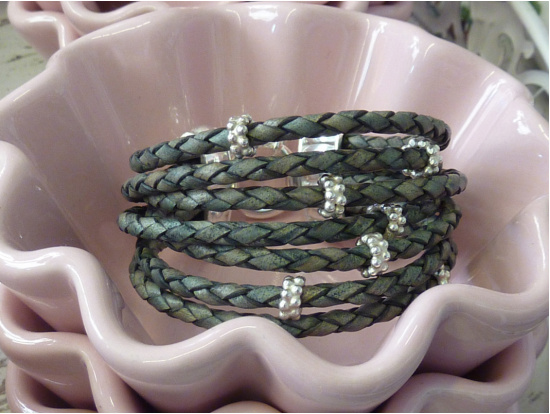 Graues Leder-Armband 7-reihig