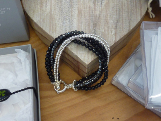 Onyx-Hämatit-Silber-Armband, 6-reihig