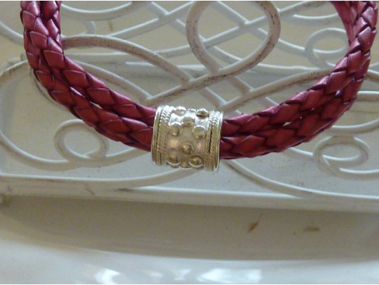 Pinkes Leder-Armband, 3-reihig, 1 Silber-Ring