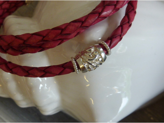 Pinkes Leder-Armband, 3-reihig, 1 Silberring