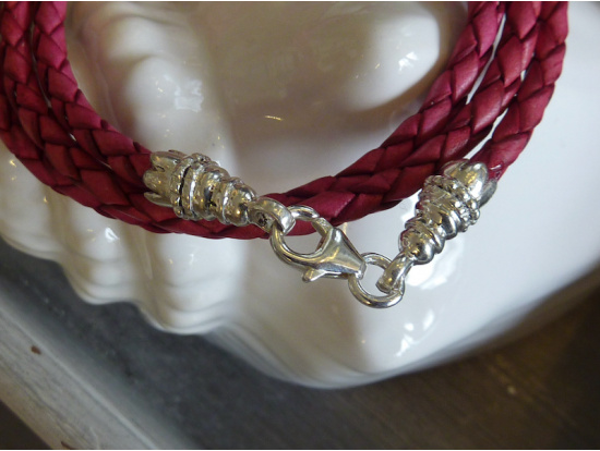 Pinkes Leder-Armband, 3-reihig, 1 Silberring