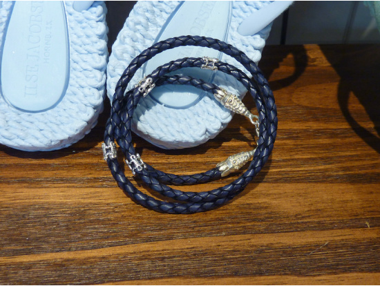 Blaues Leder-Armband, 3-reihig, 4 Silberteile